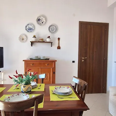 Casa Leo, Eleganza Siciliana Con Vista Etna A Due Passi Dal Mare Riposto